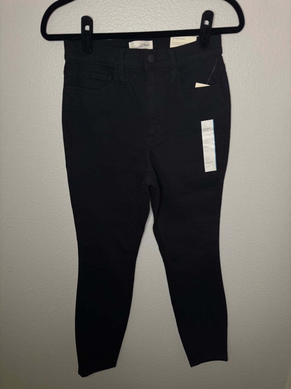 Universal Thread Black Skinny High-Rise Jeans